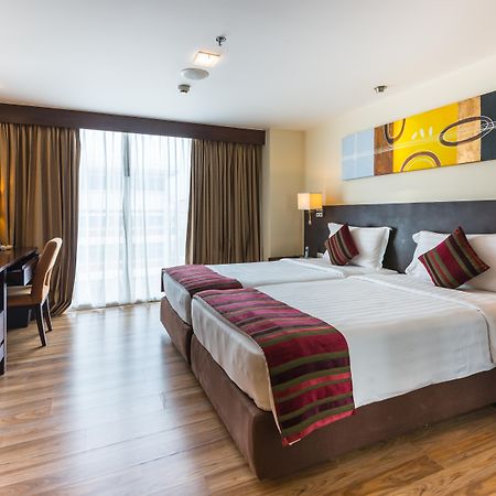 Lohas Residences Sukhumvit 2 Bangkok Exteriör bild