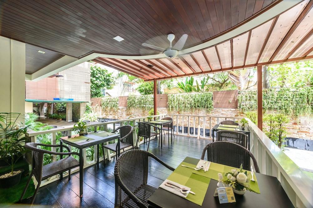 Lohas Residences Sukhumvit 2 Bangkok Exteriör bild