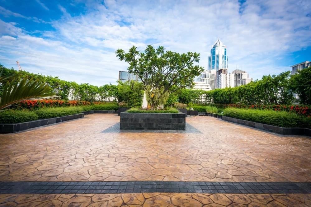 Lohas Residences Sukhumvit 2 Bangkok Exteriör bild