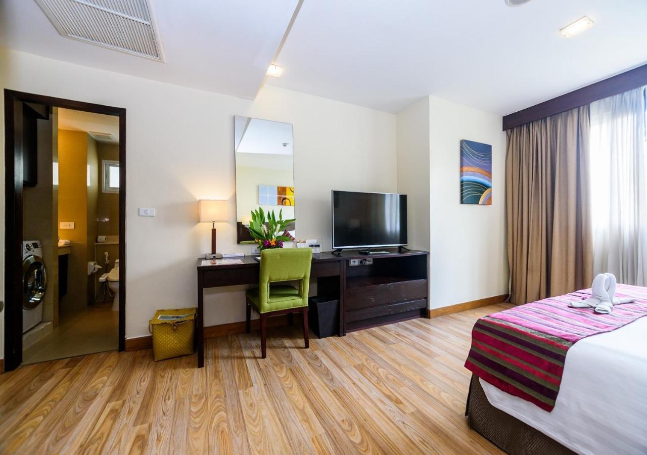 Lohas Residences Sukhumvit 2 Bangkok Exteriör bild