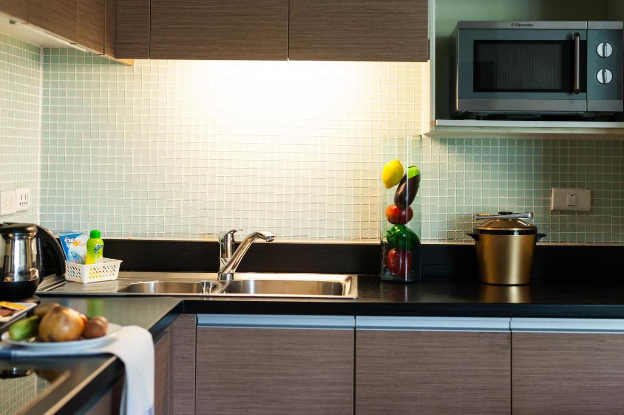 Lohas Residences Sukhumvit 2 Bangkok Exteriör bild