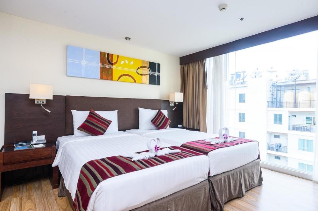 Lohas Residences Sukhumvit 2 Bangkok Exteriör bild